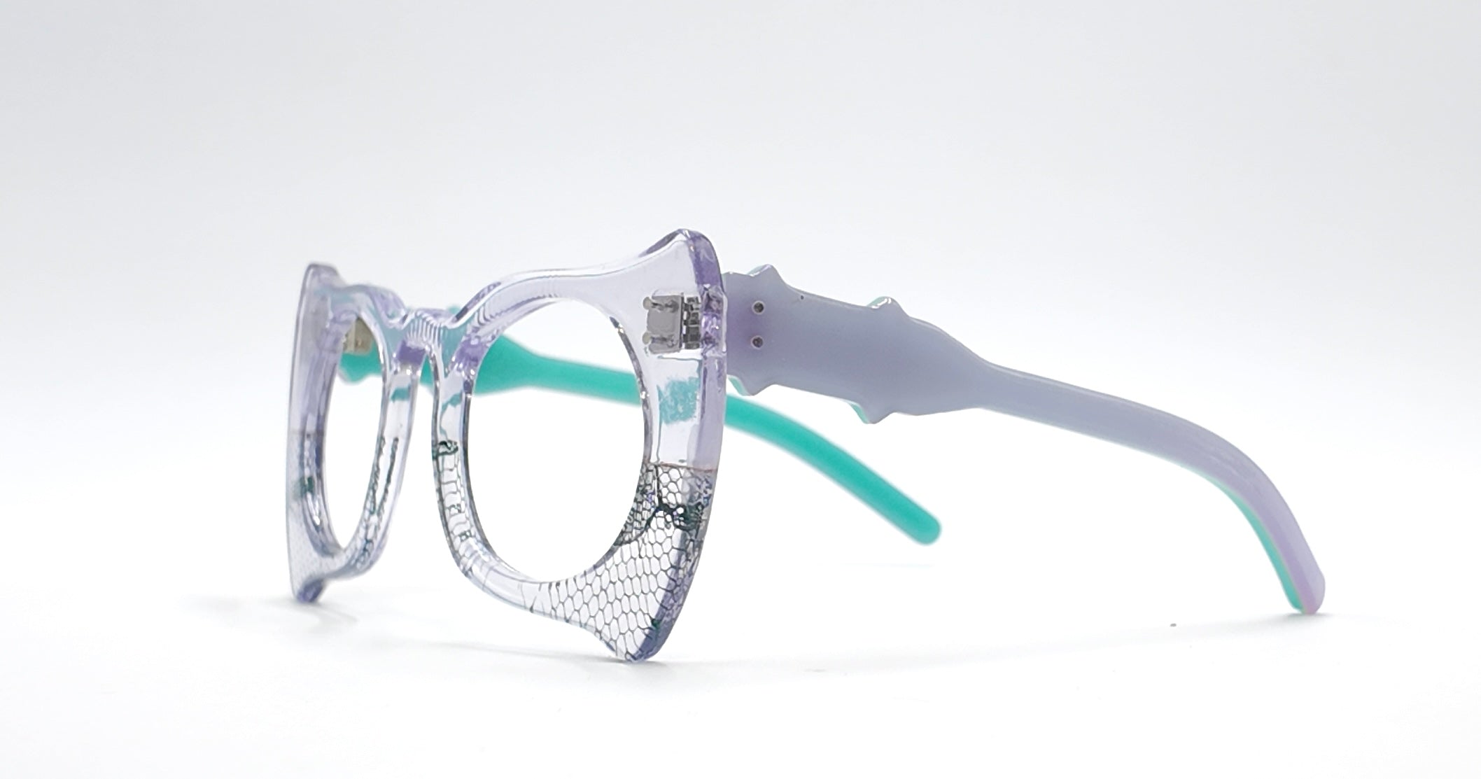 A-Bw2 Clear Infused Lace